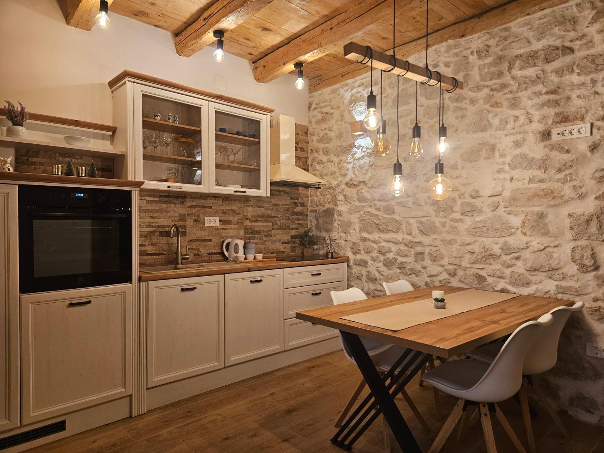 Apartments Dalmatian Stone House Turanj Buitenkant foto