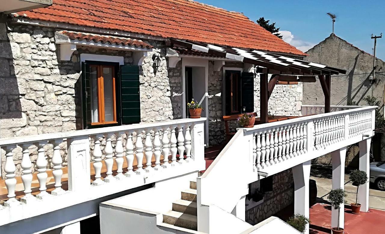 Apartments Dalmatian Stone House Turanj Buitenkant foto